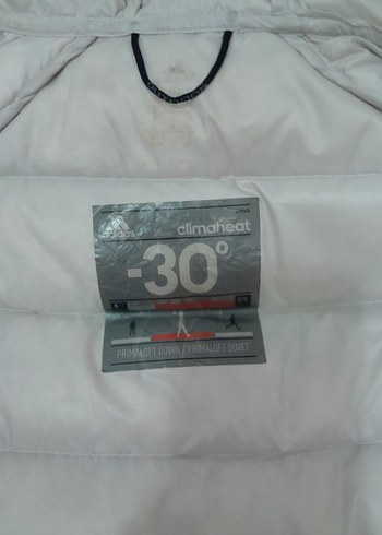 38 Beden beyaz Renk Adidas original. Beyaz Kapüşonlu Kadın Kışlık Mont