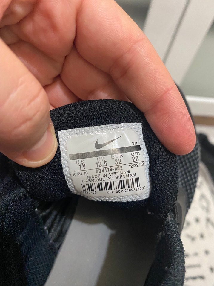 Nike Erkek Çocuk Siyah spor ayakkabı - Görsel 4