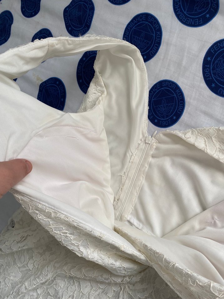 Kısa dantelli elbise - Görsel 4