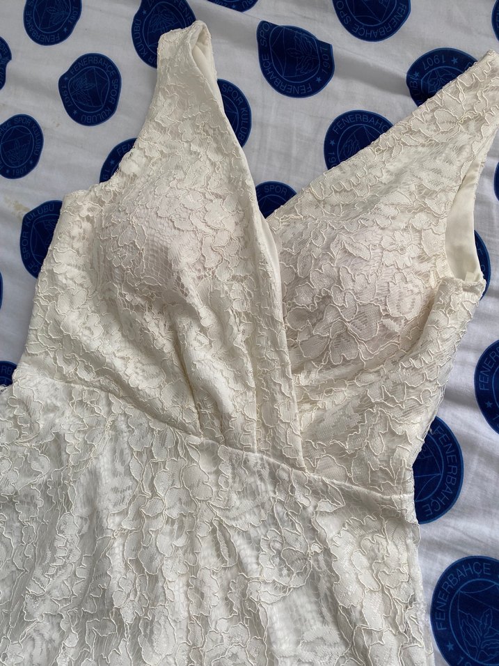 Kısa dantelli elbise - Görsel 2