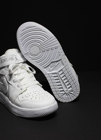 Nike Beyaz Nike Air Spor Ayakkabı 
