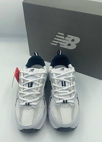 38 Beden beyaz Renk New Balance 530 Unisex Spor Ayakkabı 