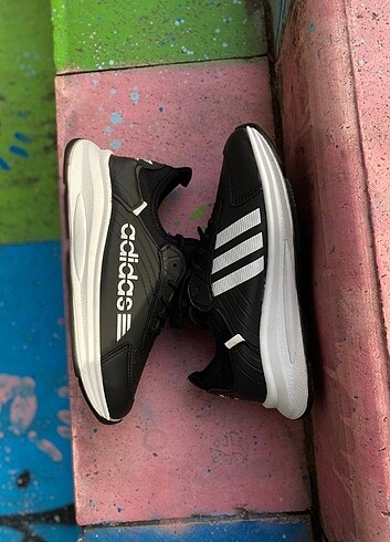 41 Beden Adidas Siyah Sneaker Spor Ayakkabı 