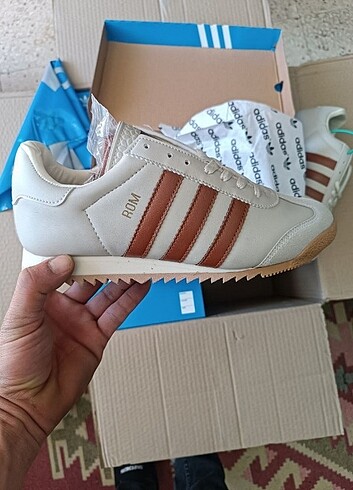 Adidas Bej Sneaker Spor Ayakkabı 