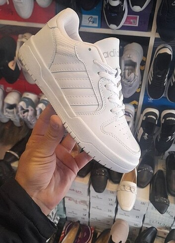 Adidas Beyaz Spor Ayakkabı 