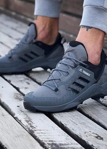 Adidas Spor Ayakkabı 