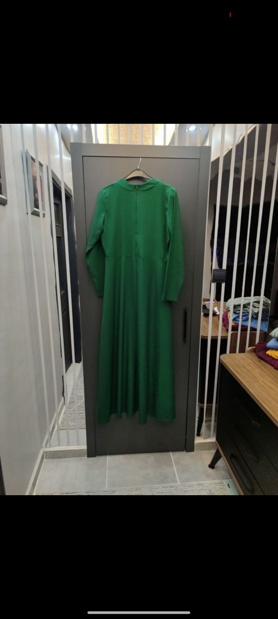 Yaka Detay Tesettür Elbise - Görsel 4