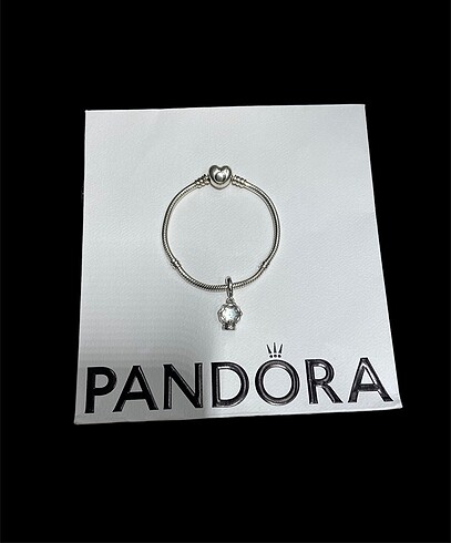 Pandora Kar Küresi Charm