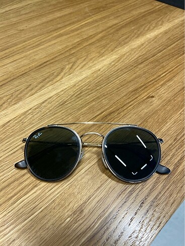 Ray Ban 3647n