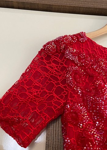 Kırmızı Boncuk İşlemeli Uzun Abiye Elbise - Görsel 3