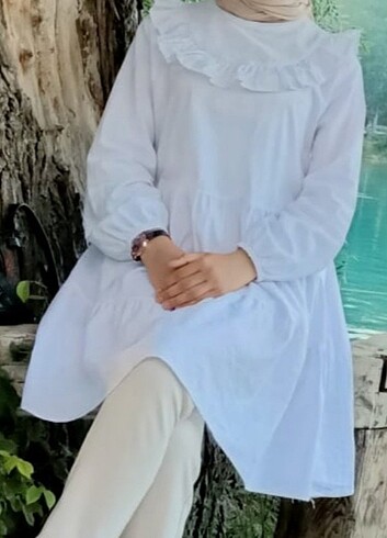 Tozlu ön arka fırfırlı salaş tunik.