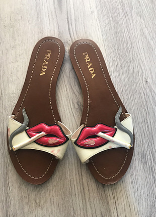 Prada prada terlik