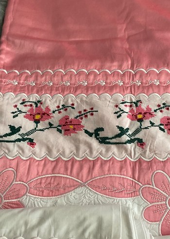 İşlemeli Pembe pike ve Çarşaf Takımı - Görsel 4