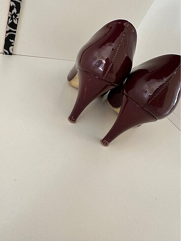 37 Beden Stiletto