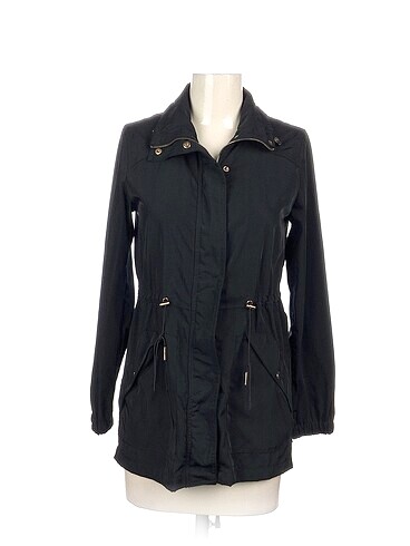 Stradivarius Trenchcoat %70 İndirimli.