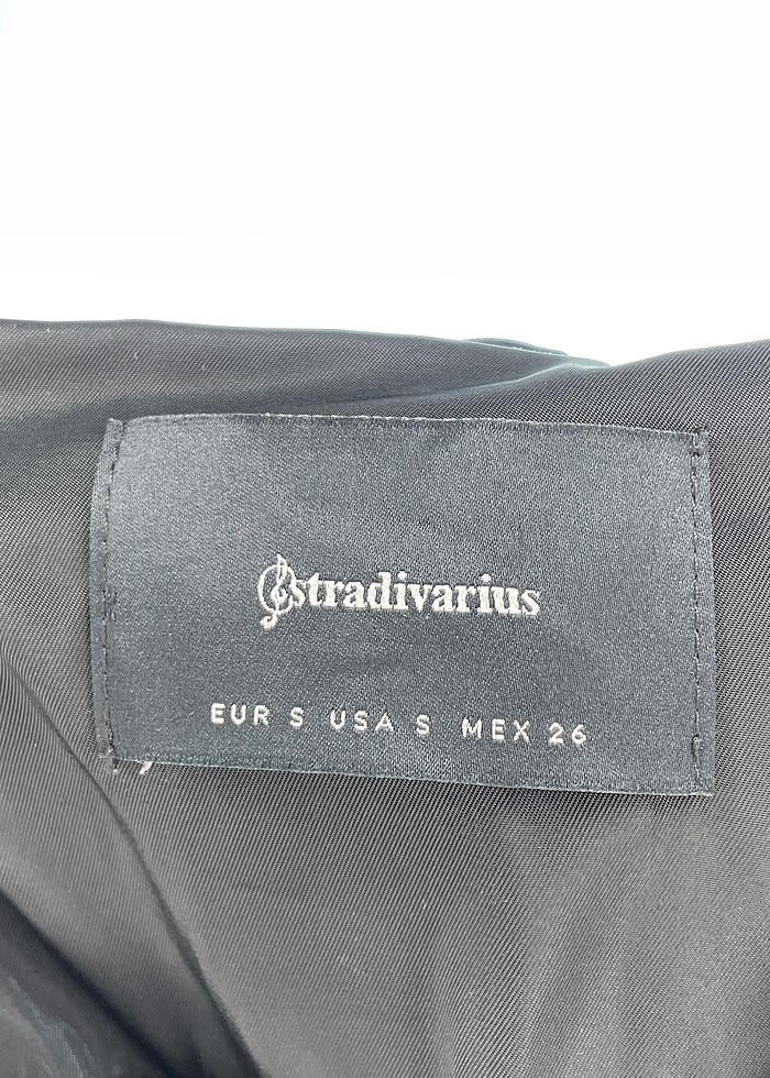 Stradivarius Trenchcoat %70 İndirimli. - Görsel 4