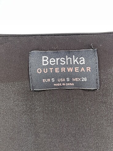 s Beden siyah Renk Bershka Bluz %70 İndirimli.