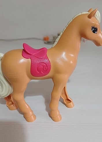 Beden Renk 2015 MATTEL McDonald's Barbie tay