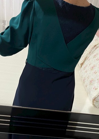 Düğmeli Uzun Kollu Yeşil Ofis tesettür Elbisesi - Görsel 4