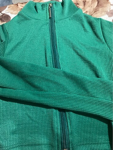 Crop parmak geçirmeli - Görsel 3