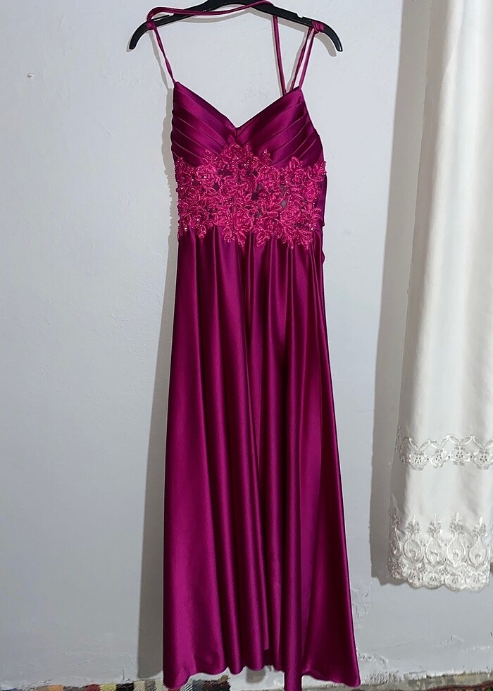 Yeni etiketli abiye - Görsel 2