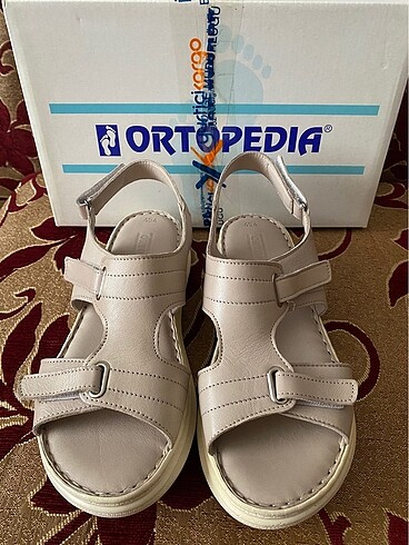 Hakiki deri bayan sandalet