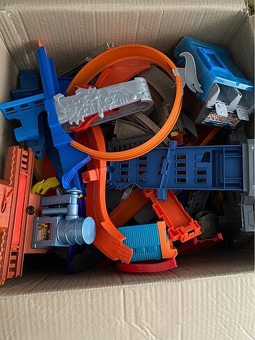 Araba yolları hot wheels.