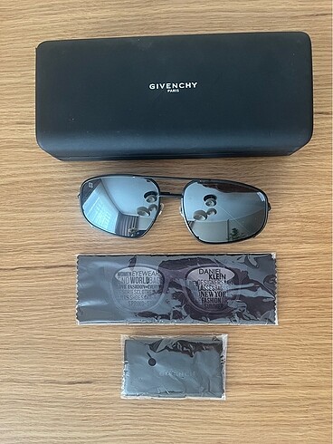 Givenchy Güneş Gözlüğü - Görsel 2