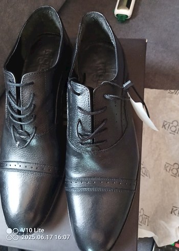 Erkek siyah Kravatlı Yelekli Takım Elbise - Görsel 7