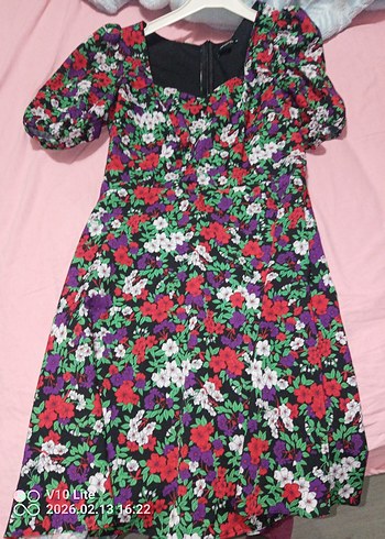 Çiçek Desenli V Yakalı Midi Elbise - Görsel 2