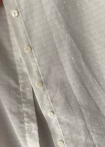 Düğmeli Beyaz Keten Kadın Gömlek - Görsel 3