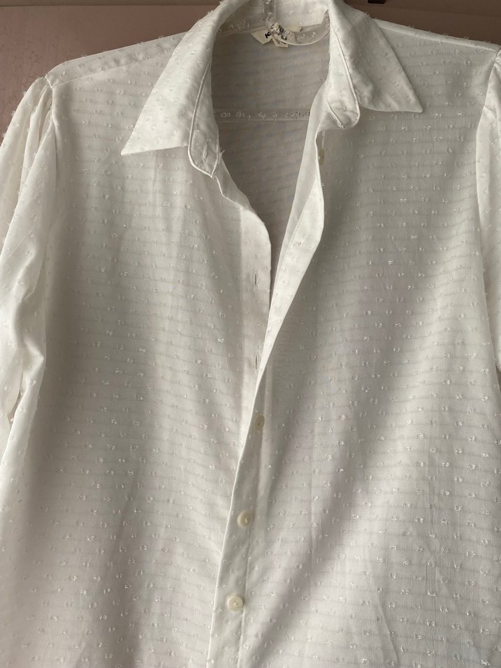 Düğmeli Beyaz Keten Kadın Gömlek - Görsel 2