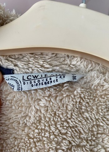 Düğmeli Mavi Kadın Kot Ceket - Görsel 3