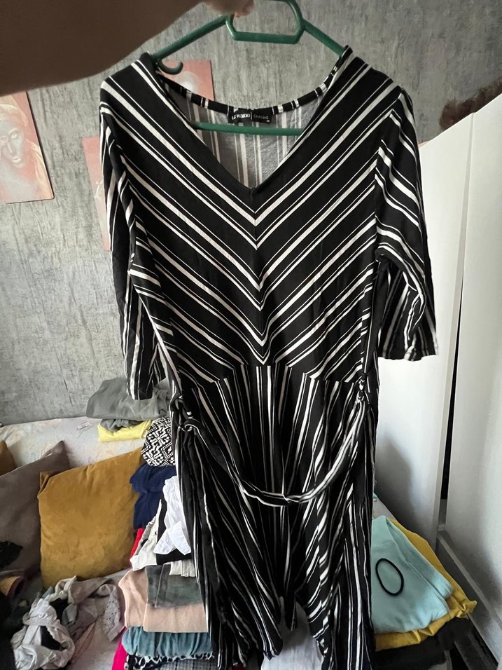 siyah beyaz çizgili elbise - Görsel 3