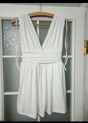 m Beden beyaz Renk Şortlu elbise 