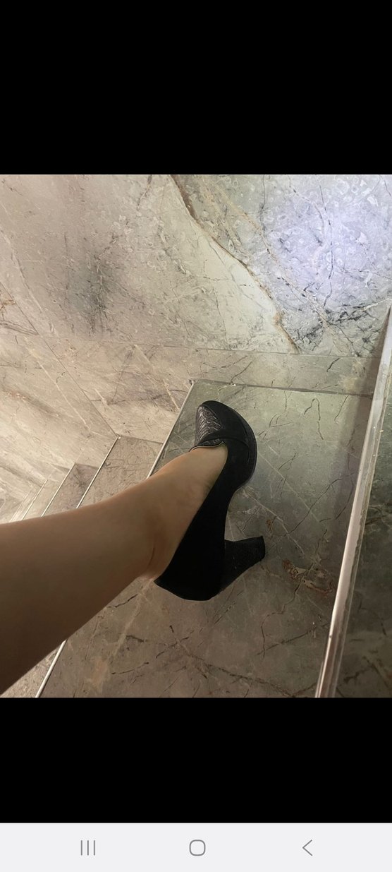 Kadın Siyah Yılan Desenli Tokalı Topuklu Ayakkabı - Görsel 4