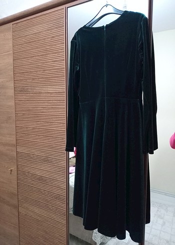 Uzun Kollu  Kısa boylu Yeşil Drapeli  Kadife Kadın Kadın Elbise - Görsel 5