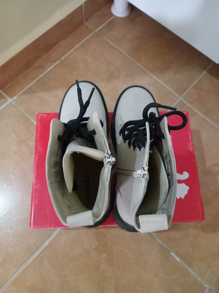 Bej Kadın Deri Bot Siyah Kalın Topuklu - Görsel 3