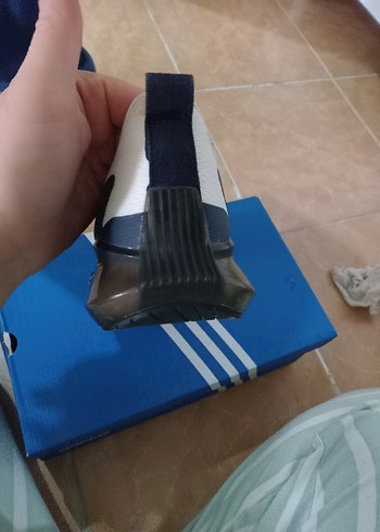 Adidas unisex Beyaz Spor Ayakkabı Velcro - Görsel 4