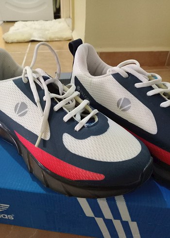 Adidas unisex Beyaz Spor Ayakkabı Velcro - Görsel 2