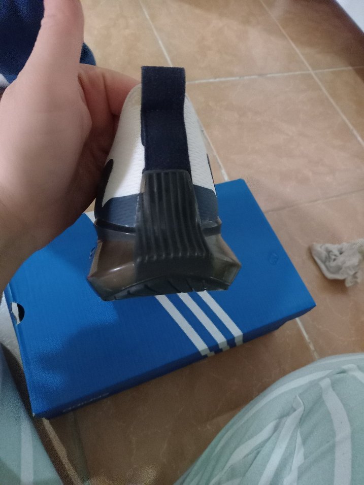 Adidas unisex Beyaz Spor Ayakkabı Velcro - Görsel 4