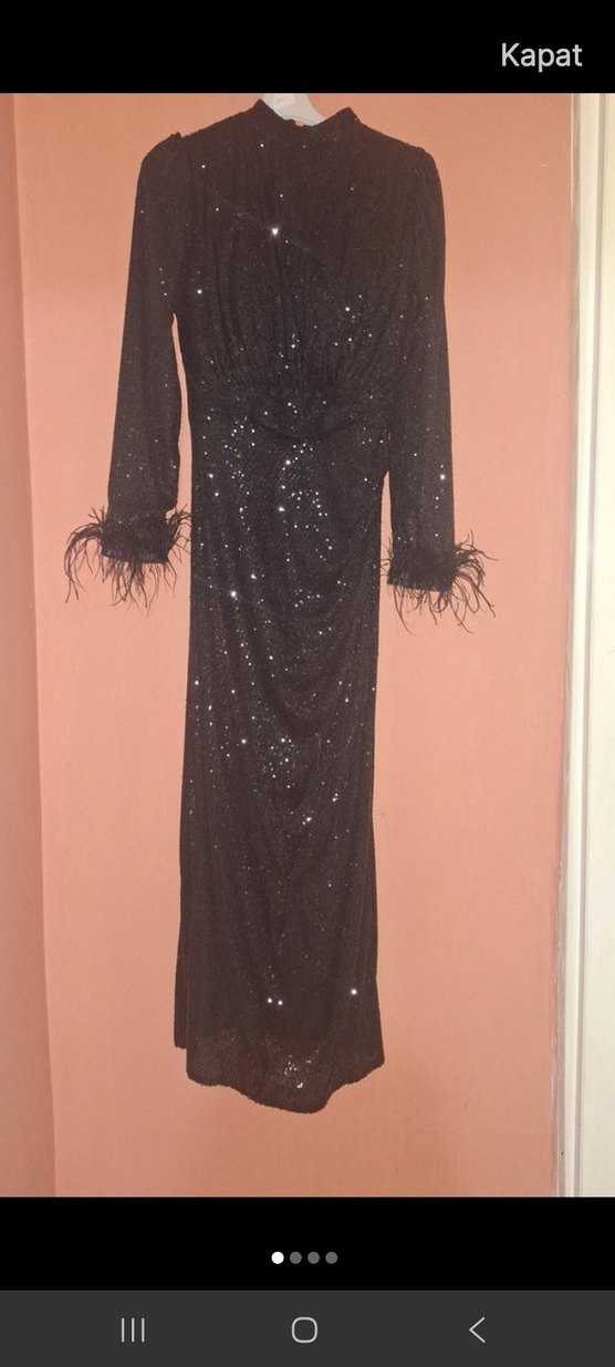 Siyah Uzun Kollu Parlak Abiye Elbise - Görsel 4