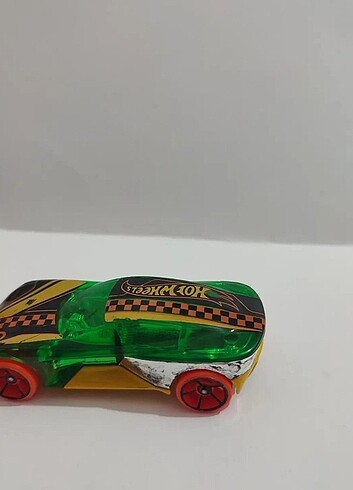Beden hot wheels arabalar