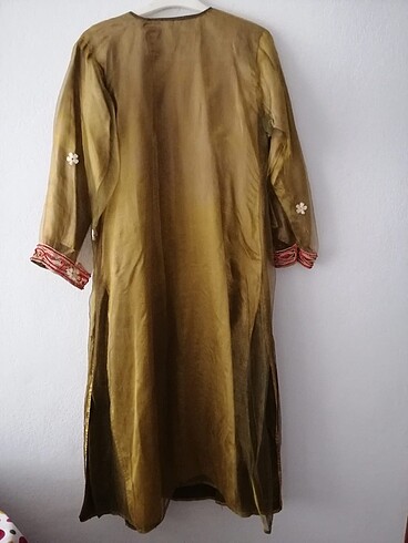 Yeşil üzeri kırmızı işlemeli kaftan takım - Görsel 5