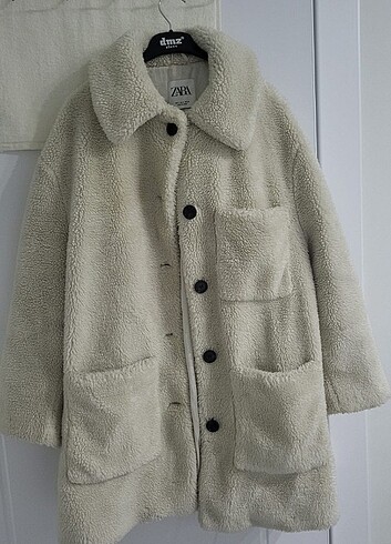 Zara Beyaz kürk mont - Görsel 2
