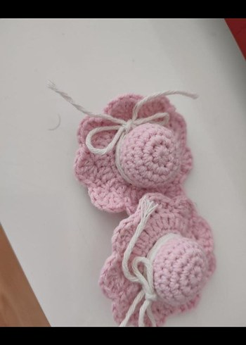 pembe tığ örgüsü şirin tokalar