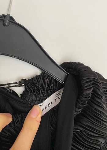 Ahel tasarım Siyah Piliseli Uzun Kollu Uzun Elbise - Görsel 3