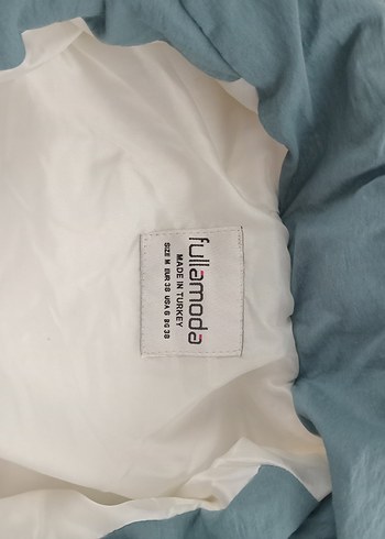 Kadın Beyaz Polar Mont, Yüksek Yaka, Fermuarlı - Görsel 5