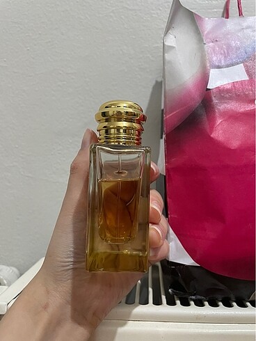  Beden BURBERRY GODDESS PARFÜM 50ML (FATURALIDIR)