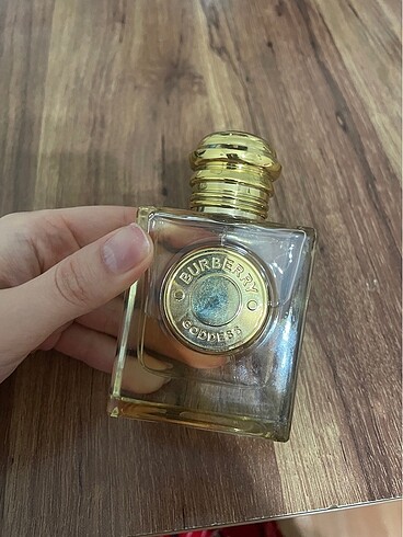  Beden Renk BURBERRY GODDESS PARFÜM 50ML (FATURALIDIR)